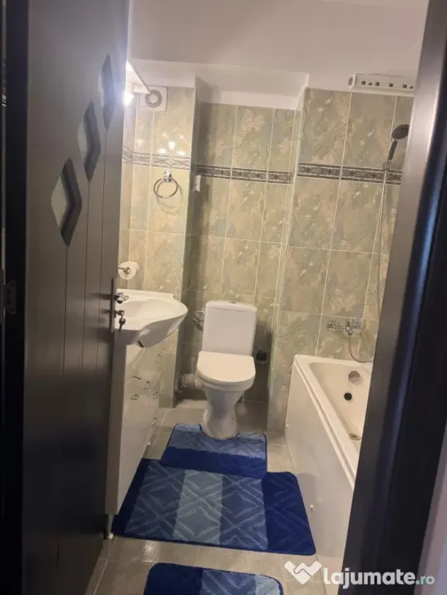 Apartament de închiriat