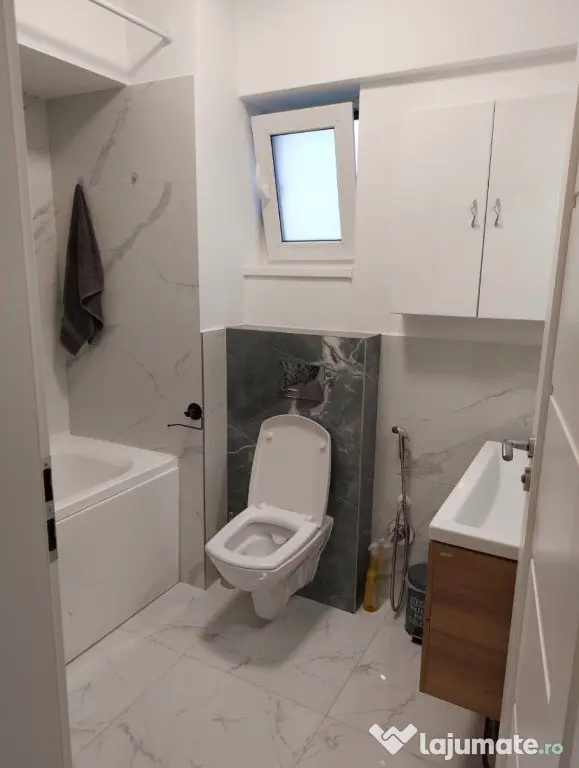 PF,Vând apartament cu 3 camere - Iasi (Iasi)