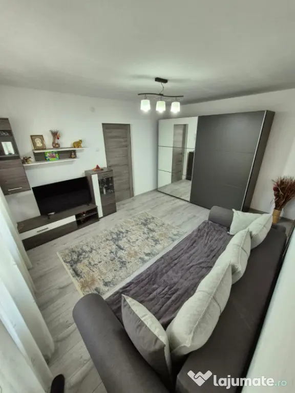Apartament cu 3 camere , 61 mp, zona Manastur - Cluj-Napoca (Cluj)