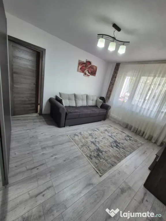 Apartament cu 3 camere , 61 mp, zona Manastur - Cluj-Napoca (Cluj)