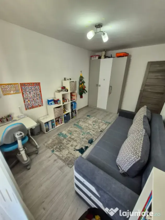 Apartament cu 3 camere , 61 mp, zona Manastur - Cluj-Napoca (Cluj)