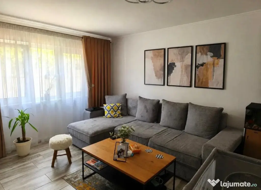 Apartament 3 camere + balcon inchis, intre lacuri - Cluj-Napoca (Cluj)
