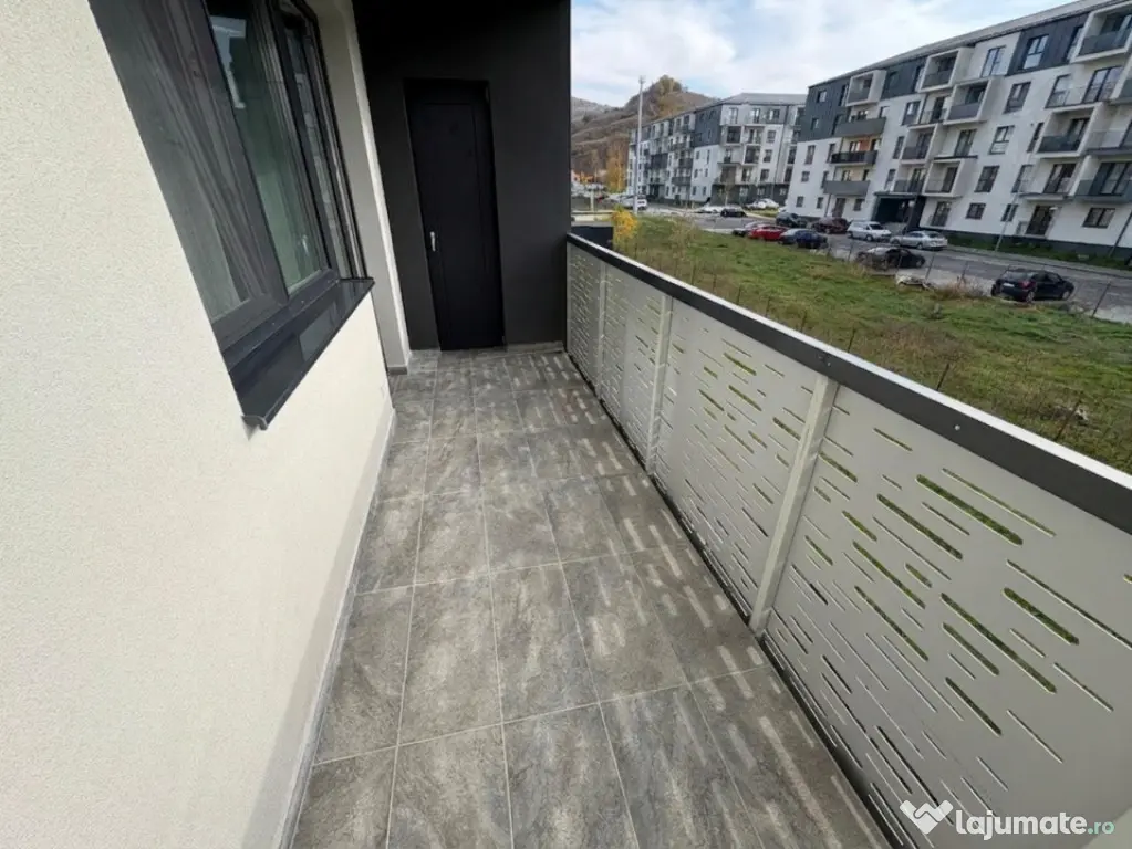 Vand apartament 2 camere 59mp+balcon 6mp zona Eroilor - Floresti (Cluj)