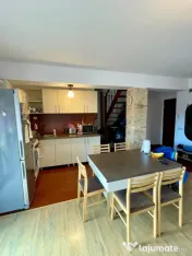 Apartament 3 camere + parcare, zona Campului , Cluj 