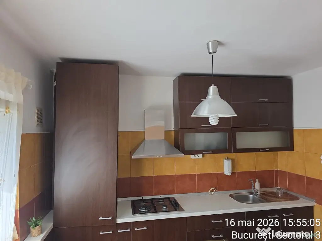 inchiriez apartamet 3 camere