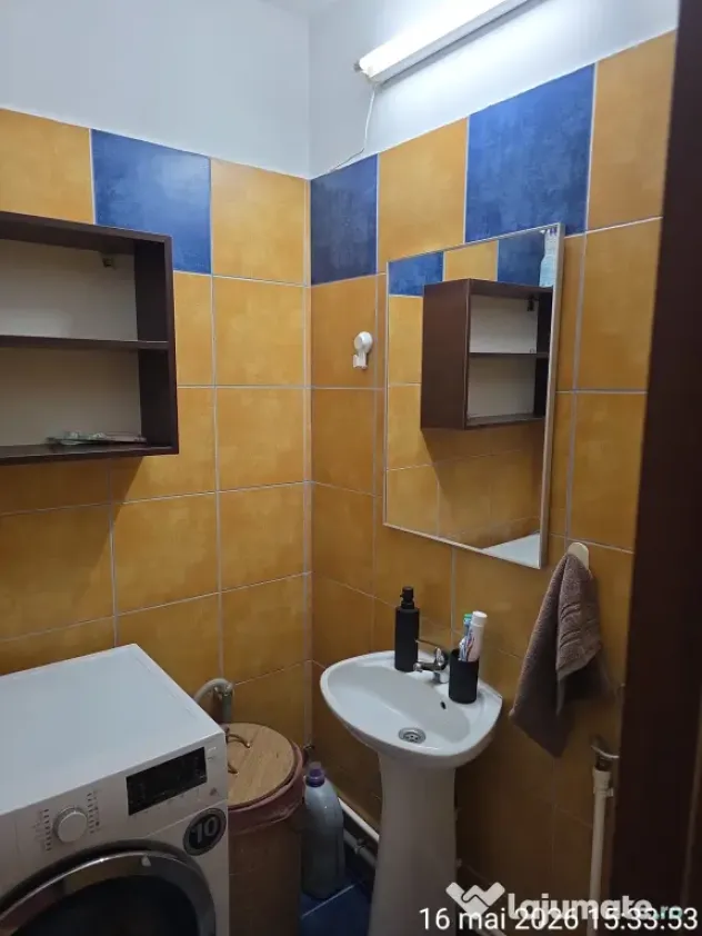 inchiriez apartamet 3 camere