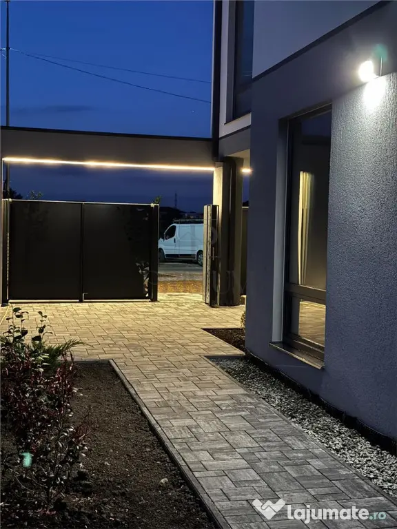 DUMBRAVITA - CENTRAL - DUPLEX PREMIUM - 5 CAMERE - 3 BAI - T - Dumbravita (Timis)