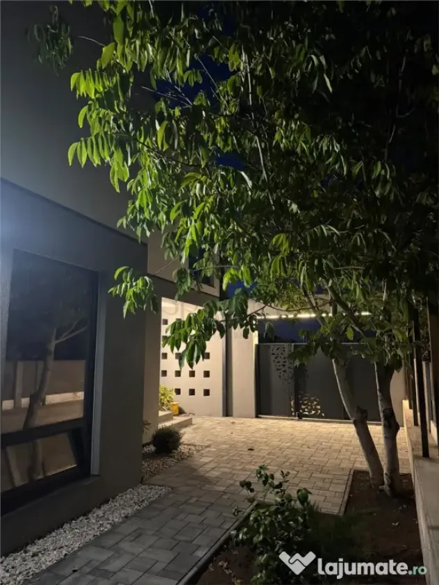 DUMBRAVITA - CENTRAL - DUPLEX PREMIUM - 5 CAMERE - 3 BAI - T - Dumbravita (Timis)