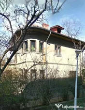 Vilă interbelică | 80 mp utili, curte 250 mp, la 5 min ... 
