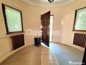 Vilă interbelică | 80 mp utili, curte 250 mp, la 5 min ... 