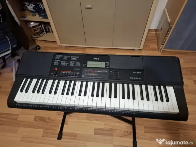 CASIO CT-X700, 61 Clape, stare impecabila