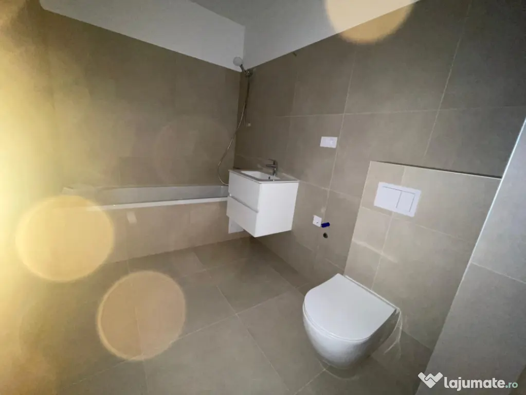 Apartament 2 camere, balcon și parcare, Apahida - Apahida (Cluj)