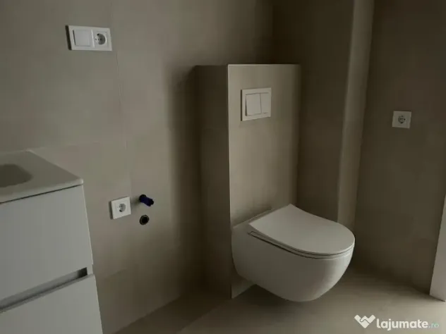Apartament 2 camere, balcon și parcare, Apahida - Apahida (Cluj)