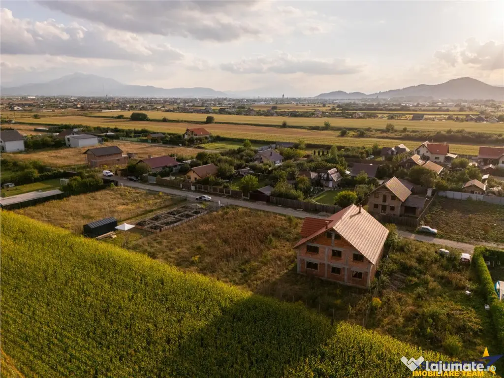 Teren intravilan, 1.000mp, Harman, Brasov - Harman (Brasov)