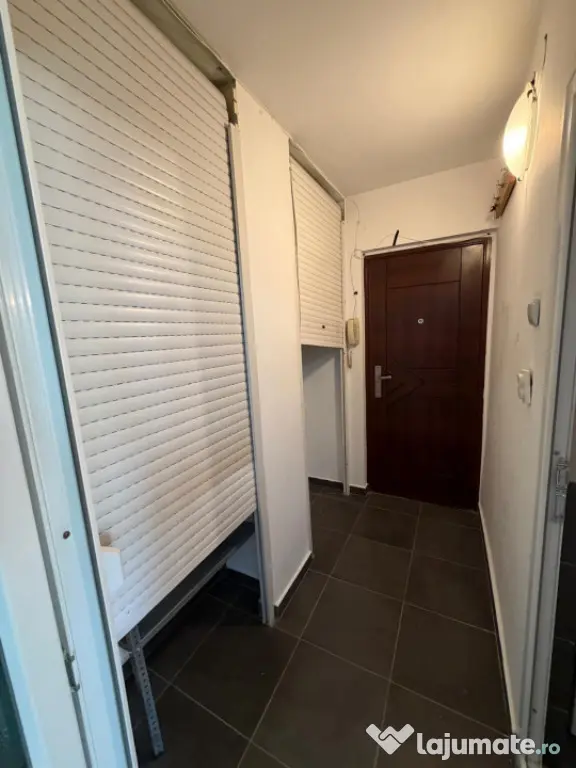 Garsoniera, 27.48 mp, zona 1 Mai/Helin - Craiova (Dolj)