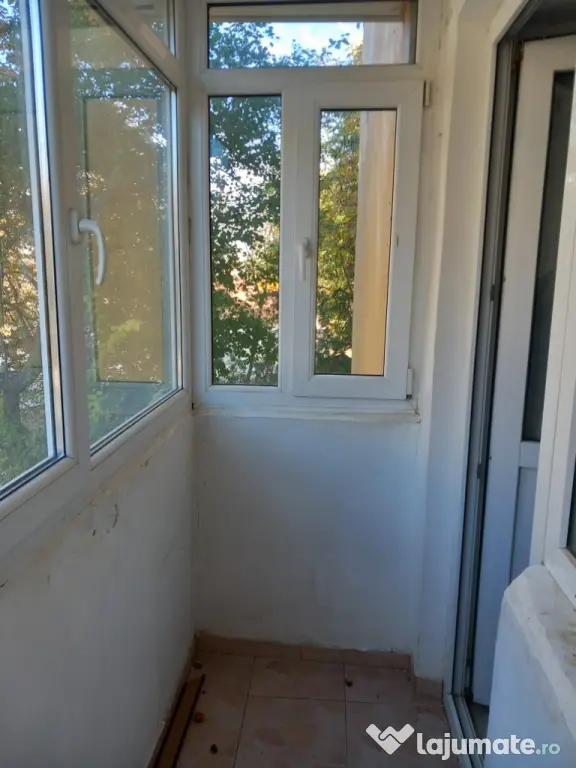 Apartament cu 3 camere Micro 14