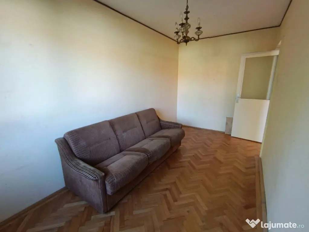 Apartament 4 camere | 100 mp | Decomandat | 2 băi | cartie - Baia Mare (Maramures)