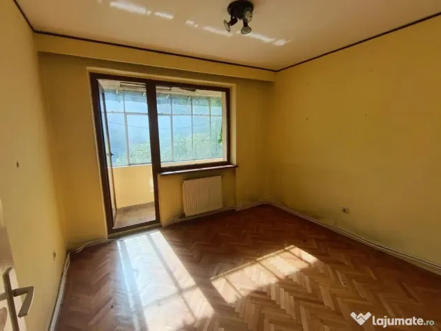 Apartament 4 camere | 100 mp | Decomandat | 2 băi | cartie - Baia Mare (Maramures)
