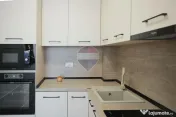 De închiriat apartament cu 2 camere și un loc de parcar...