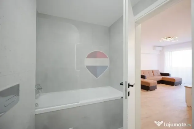 De închiriat apartament cu 2 camere și un loc de parcar... - Oradea (Bihor)