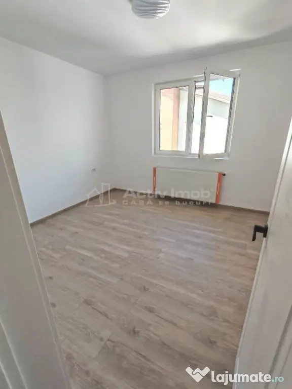 - Casa - Vila - Prelungirea Ghencea - Dantelei - teren 24 - Bucuresti (Bucuresti-Ilfov)