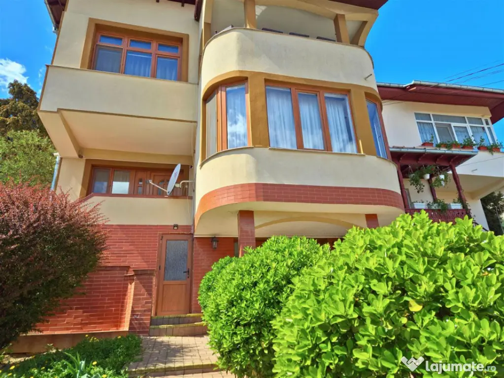 VILA CLASICA DE FAMILIE |TEREN 1137| POZITIE EXCELENTA - NOR - Ramnicu Valcea (Valcea)