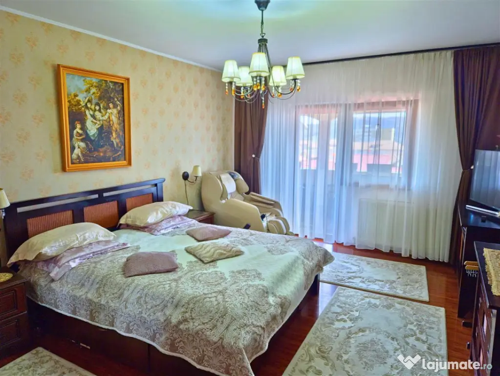 VILA CLASICA DE FAMILIE |TEREN 1137| POZITIE EXCELENTA - NOR - Ramnicu Valcea (Valcea)