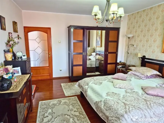 VILA CLASICA DE FAMILIE |TEREN 1137| POZITIE EXCELENTA - NOR - Ramnicu Valcea (Valcea)