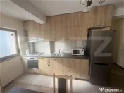 Apartament 2 camere , Intermediar , parcare , Zona Avram Ian 