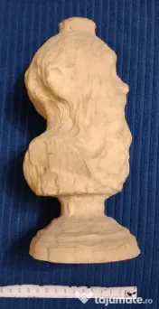 Bust din lemn 25 cm. cioplit manual batran cu barba