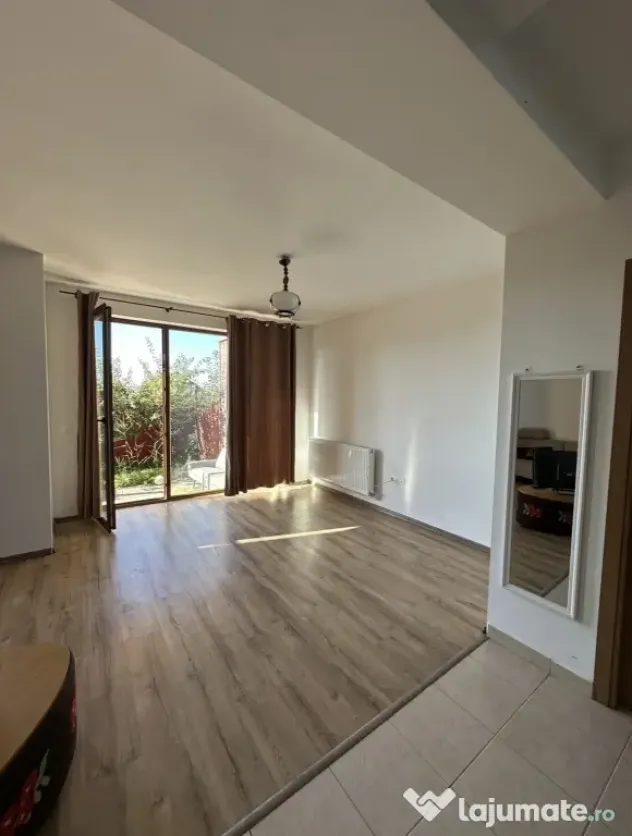 Închiriere Casă Tip Duplex - Sânpetru