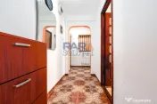 Apartament la etajul 1, semimobilat 
