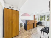 Apartament cu 2 camere, fost spatiu comercial, Metrou Ero... 