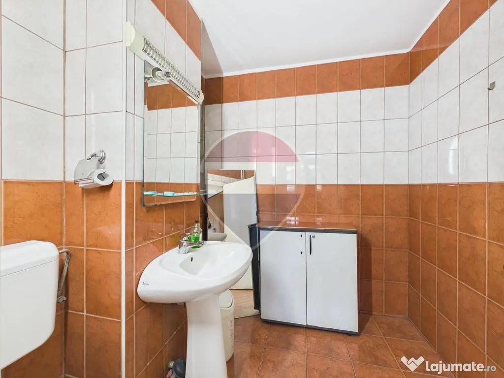 Spatiu comercial de vanzare, Sura Mare - Metrou Eroii Rev... - Bucuresti (Bucuresti-Ilfov)