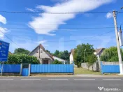 Casă BĂCIA 80 mp + teren 1400 mp, curent trifazic, apă, g