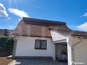 Casă BĂCIA 80 mp + teren 1400 mp, curent trifazic, apă, g