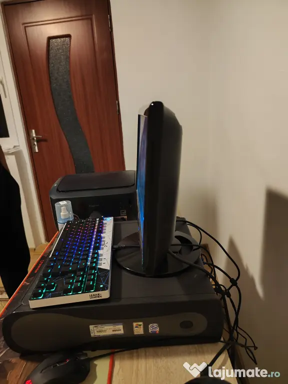 Sistem PC Dell OptiPlex GX240 | Windows XP | 2x Port Serial COM | Monitor AOC