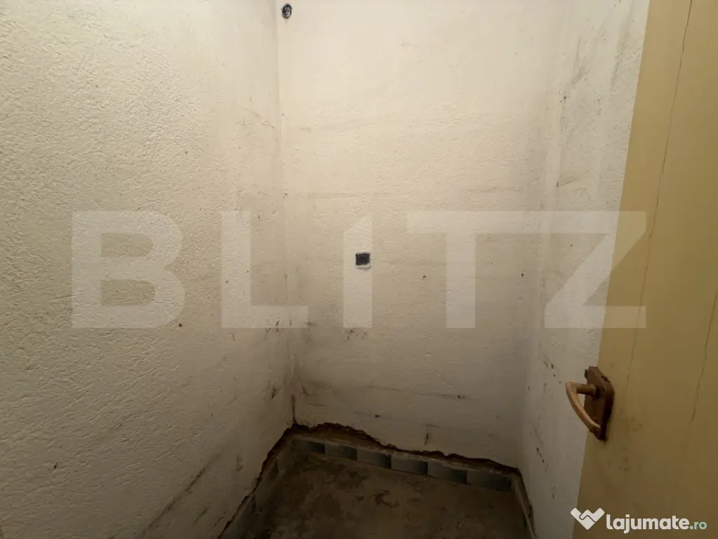 Casa de vanzare, in SImleu Silvaniei. cu 3 camere. - Simleu Silvaniei (Salaj)