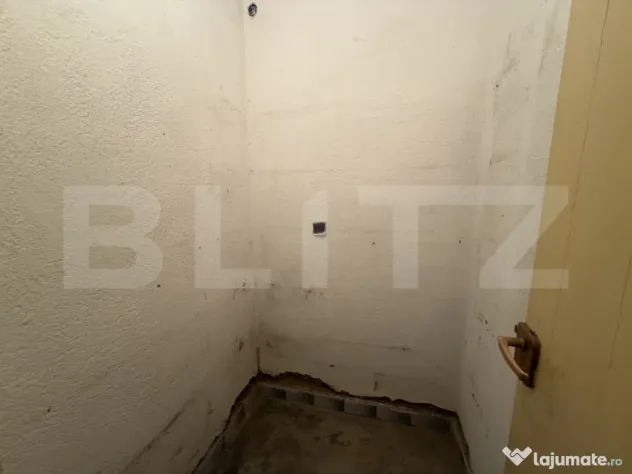 Casa de vanzare, in SImleu Silvaniei. cu 3 camere. - Simleu Silvaniei (Salaj)