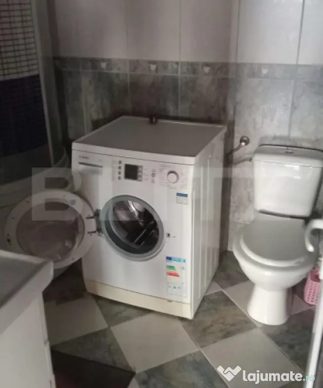 Inchiriere apartament 2 camere,Zona Micro 17 - Satu Mare (Satu-Mare)