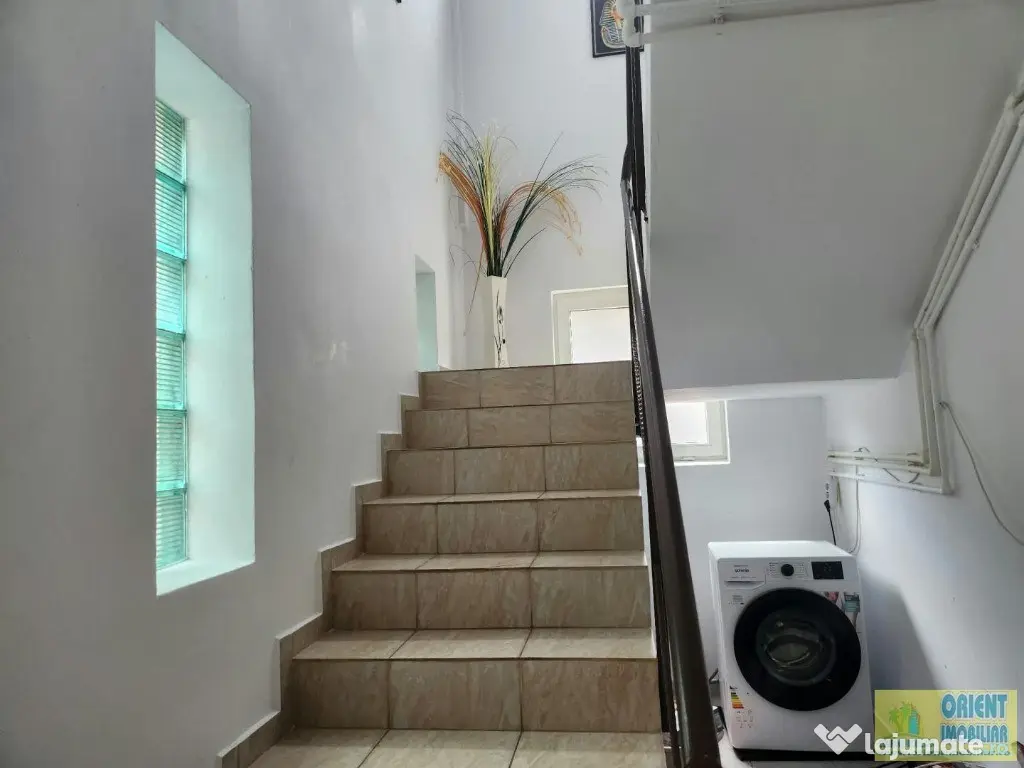 Eforie Nord, vila P+1, 7 camere, gaze, inchirieri - Eforie Nord (Constanta)