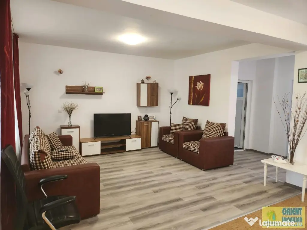 Eforie Nord, vila P+1, 7 camere, gaze, inchirieri - Eforie Nord (Constanta)