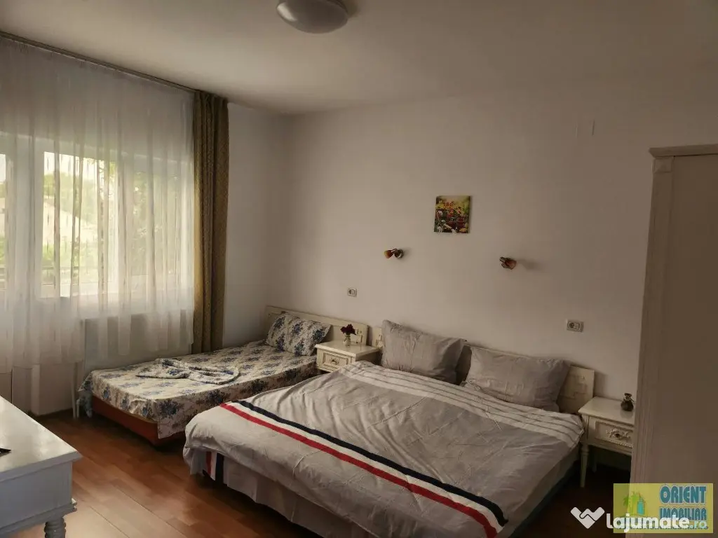 Eforie Nord, vila P+1, 7 camere, gaze, inchirieri - Eforie Nord (Constanta)