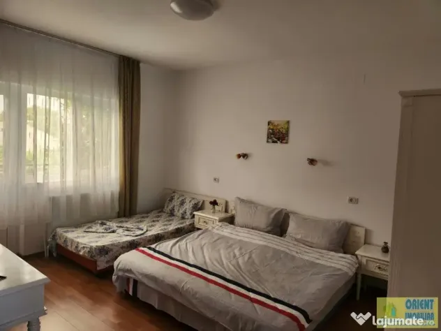 Eforie Nord, vila P+1, 7 camere, gaze, inchirieri - Eforie Nord (Constanta)