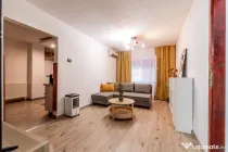 Apartament 4 camere la parter, acces direct din stradă i...