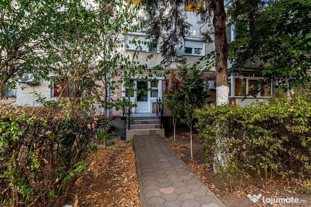 Apartament 4 camere la parter, acces direct din stradă i... - Arad (Arad)