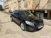 Volvo c30 drive 1.6 diesel 114 cp • pele rosie • 2 chei • 2011 