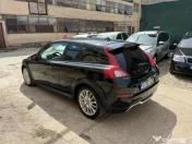 Volvo c30 drive 1.6 diesel 114 cp • pele rosie • 2 chei • 2011 