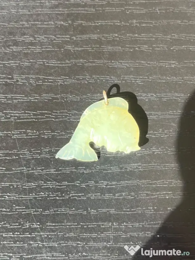 Pandativ Vintage Pește Crap (Koi) din Jad Translucid 2.86g