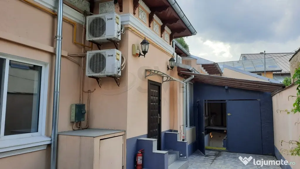 Vila spatioasa de l aproape de Primaria Sector 1 - Bucuresti (Bucuresti-Ilfov)